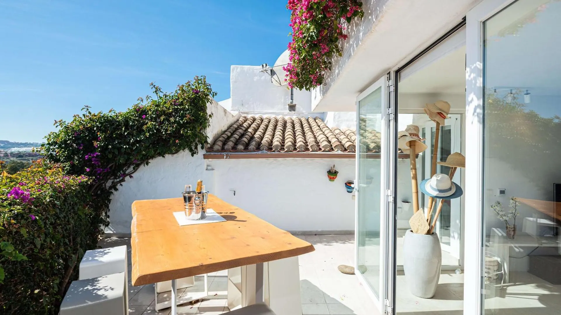 Casa Orquidea Villa Bahia de Casares